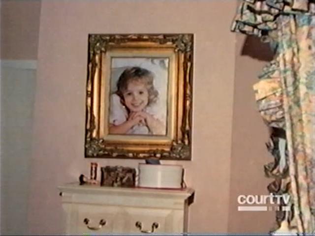 [Screen Capture from Court TV 'JonBenet Anatomy of a cold case 2006]