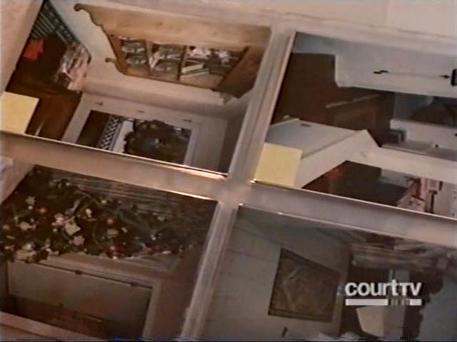 [Screen Capture from Court TV 'JonBenet Anatomy of a cold case 2006]