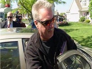 [Drew Peterson arrested 05/21/2008 on Felony gun charge - Bolingbrook, Illinois - Screen Capture from http://www.nbc5.com/slideshow/news/16352038/detail.html]