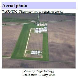 [Cushing Field, Newark, Illinois - Photo from http://www.airnav.com/airport/0C8]