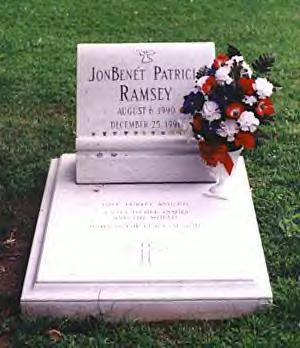 [Find-a-grave photo of JonBenet's grave]